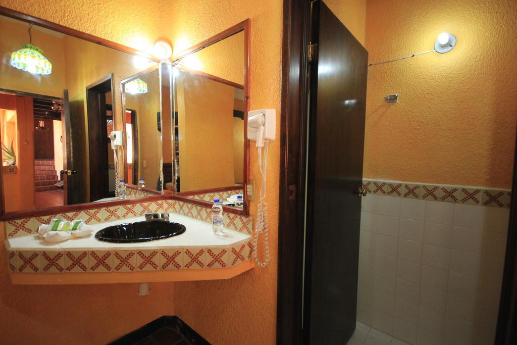 Hotel Plaza Santo Domingo San Cristóbal de Las Casas Pokój zdjęcie