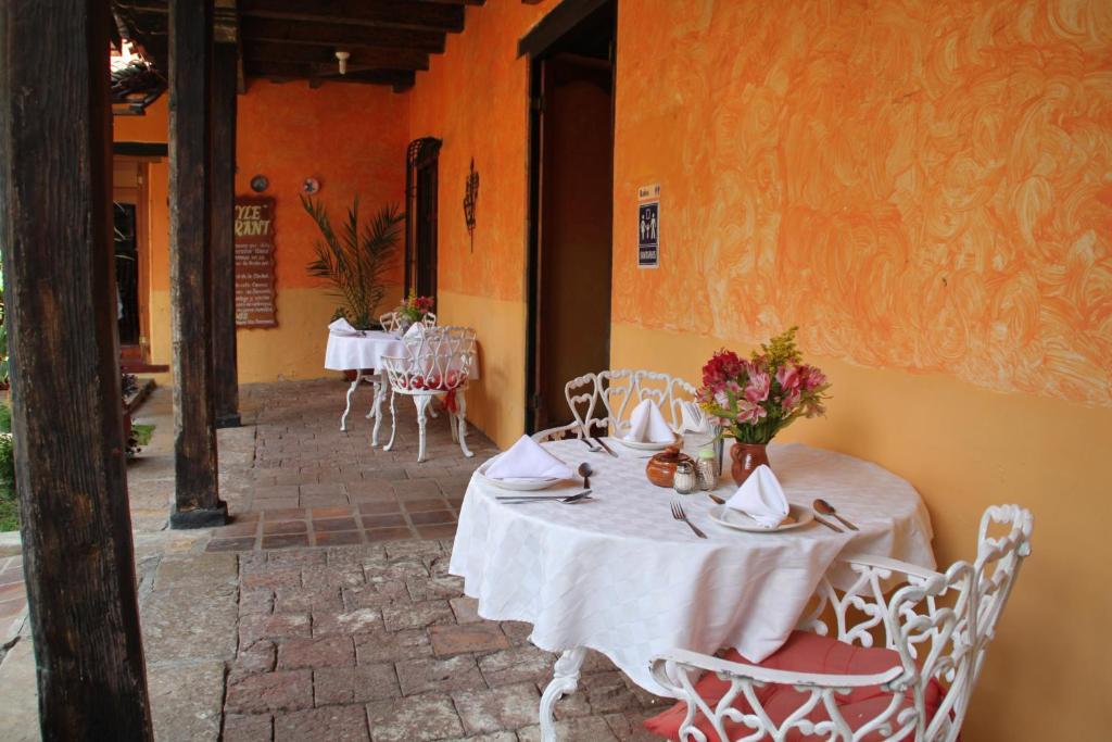 Hotel Plaza Santo Domingo San Cristóbal de Las Casas Zewnętrze zdjęcie
